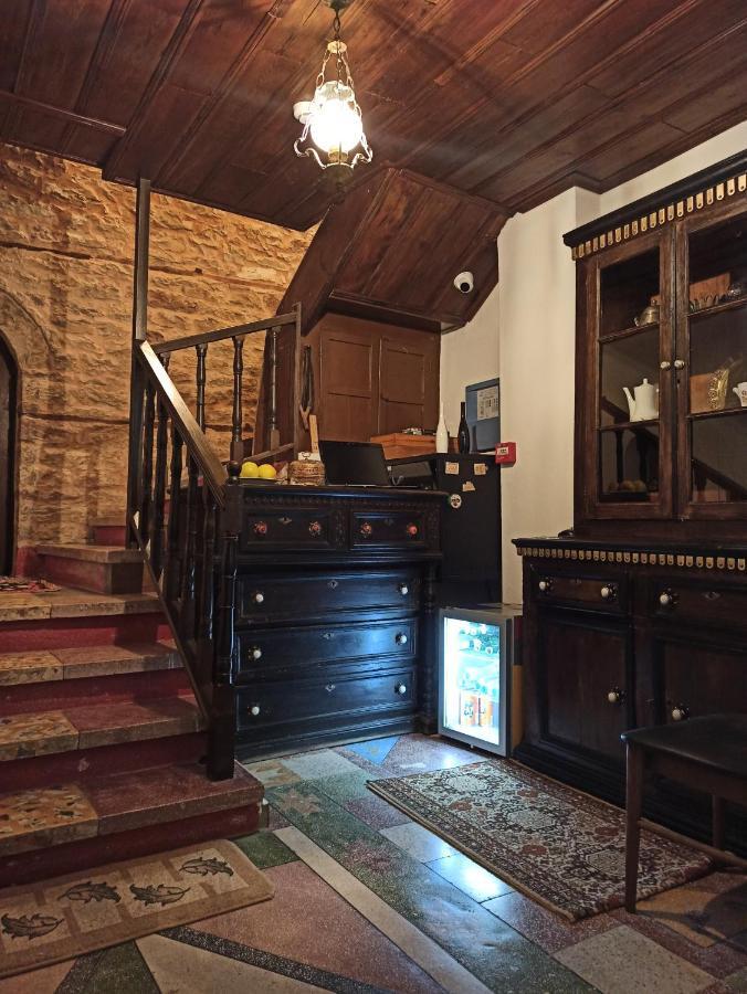 Boutique Hotel Praga Gjirokastër Eksteriør bilde