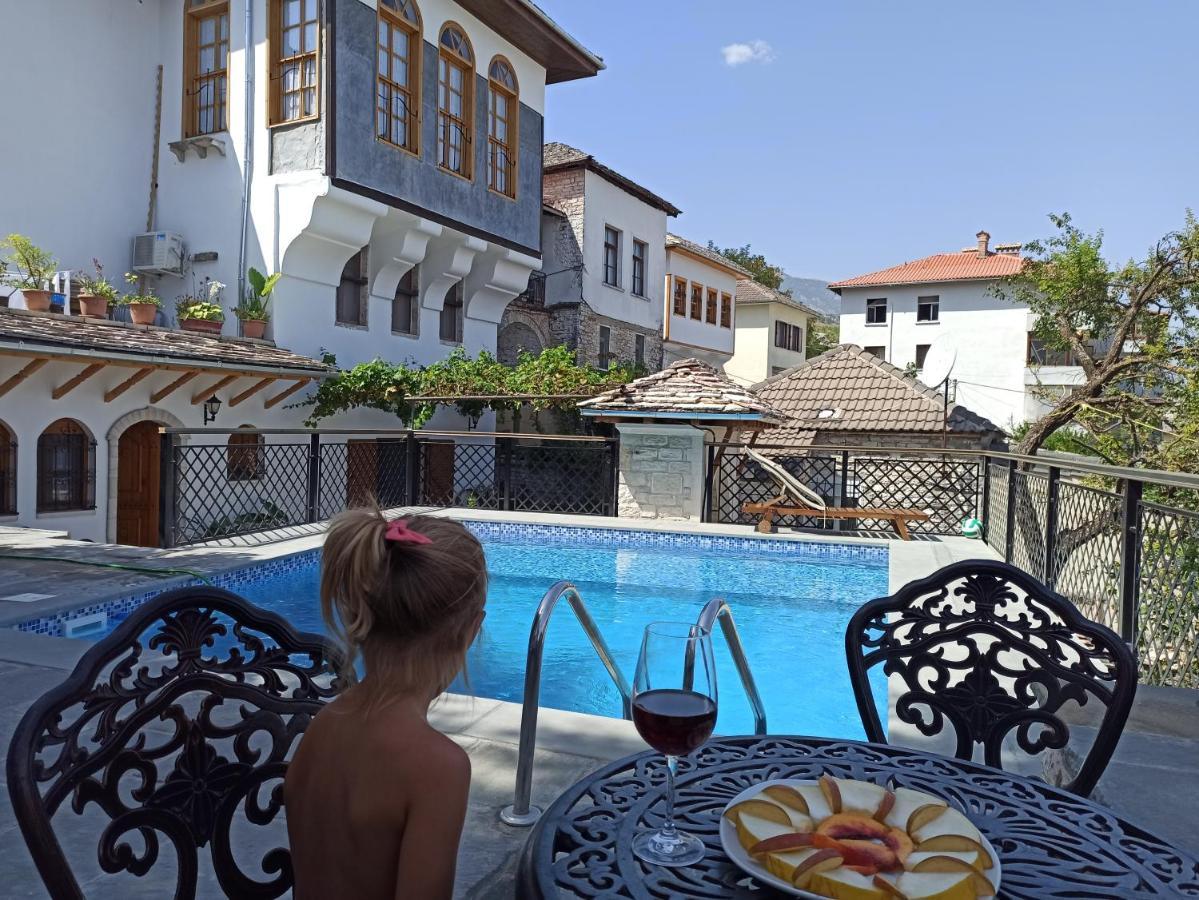 Boutique Hotel Praga Gjirokastër Eksteriør bilde